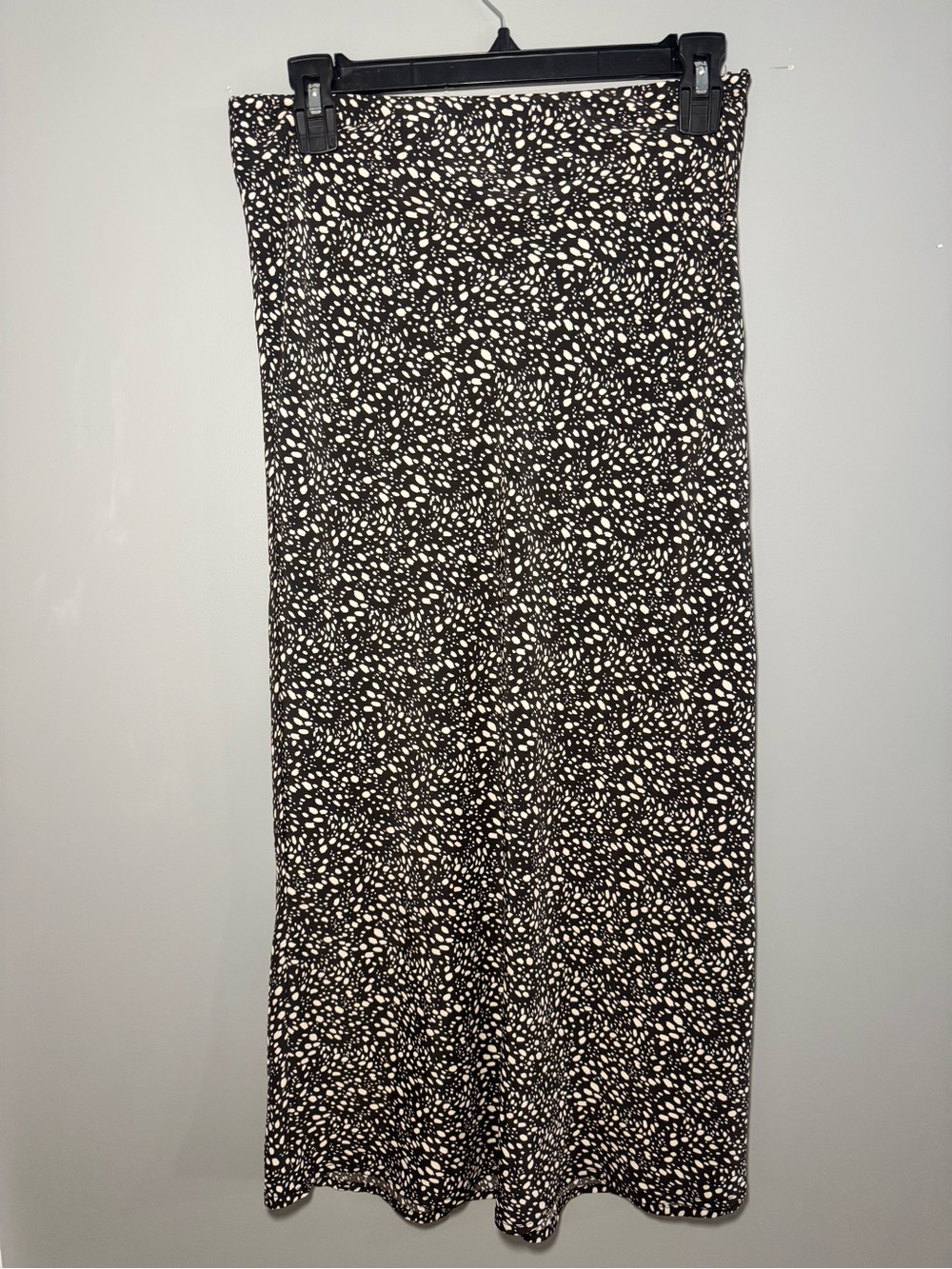 Forever 21 Black and White Speckle Print Maxi Skirt